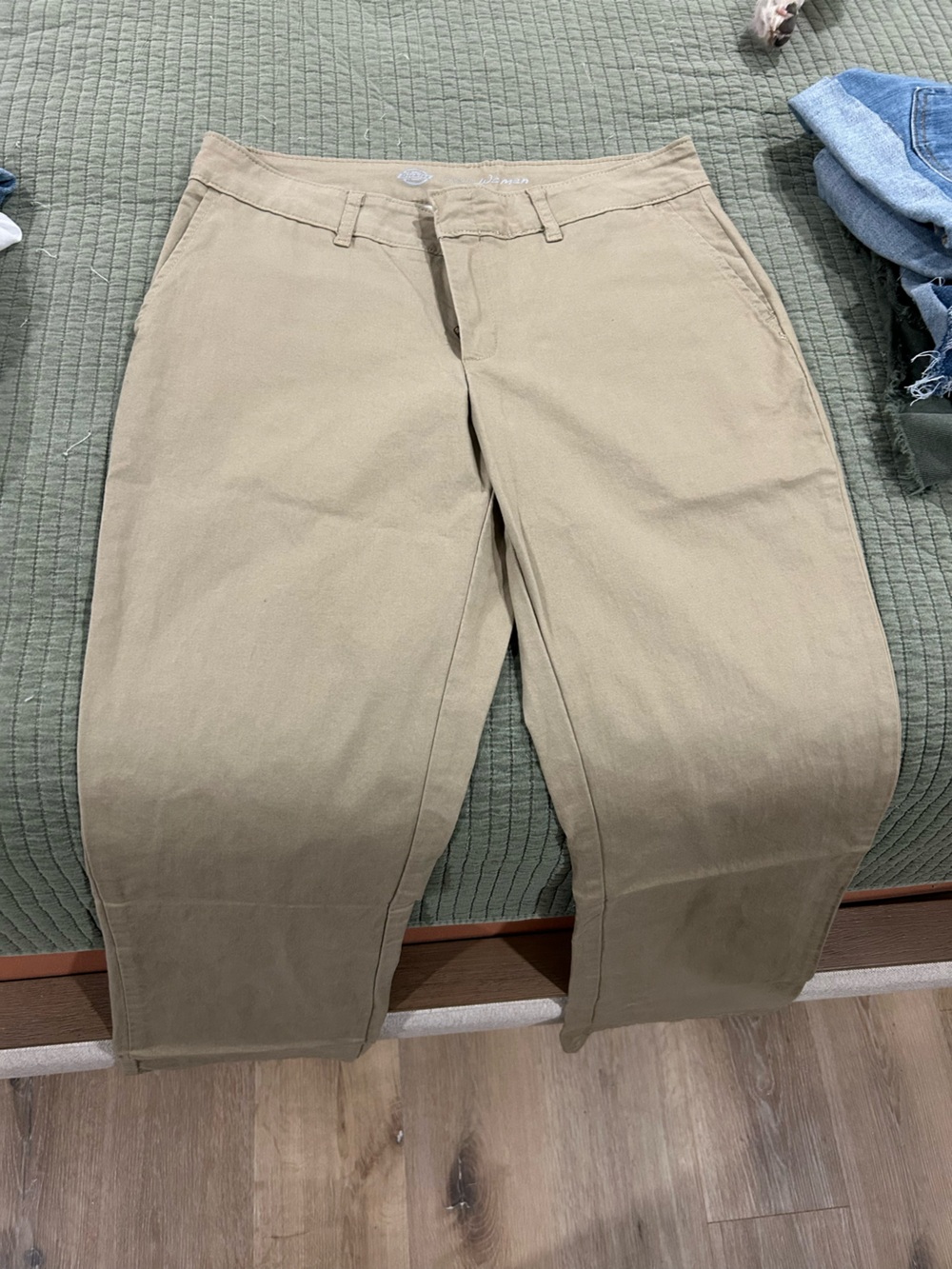 Dickies Women's Straight Leg Jeans in Khaki